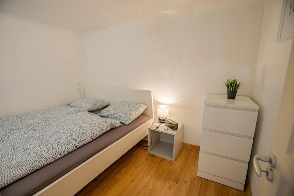 Appartement Cozy Studio In Akacfa Street