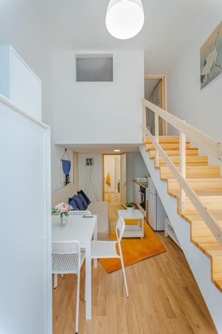 Cozy Studio In Akacfa Street Appartement Budapest